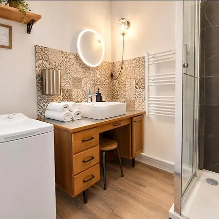 Appartement Loire Et Chateau, Hyper Centre, Vue Loire, Linge Inclus, 3eme Etage Saumur