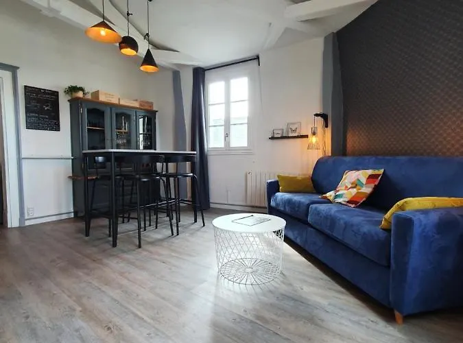 Loire Et Chateau, Hyper Centre, Vue Loire, Linge Inclus, 3eme Etage *