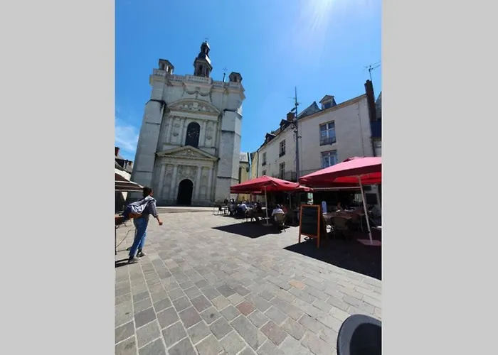 Loire Et Chateau, Hyper Centre, Vue Loire, Linge Inclus, 3eme Etage *