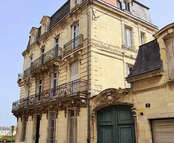 Apartment Loire Et Chateau, Hyper Centre, Vue Loire, Linge Inclus, 3eme Etage *