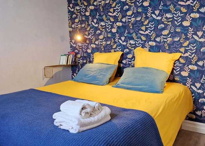 Apartment Loire Et Chateau, Hyper Centre, Vue Loire, Linge Inclus, 3eme Etage *